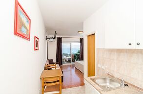 Apartments Nikolina Lumbarda
