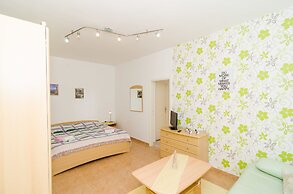 Apartments Nikolina Lumbarda
