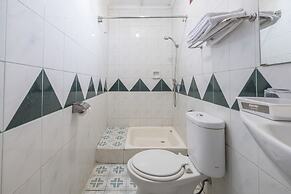OYO 1090 Hotel Anging Mammiri Makassar