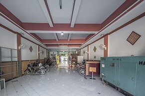 OYO 1090 Hotel Anging Mammiri Makassar