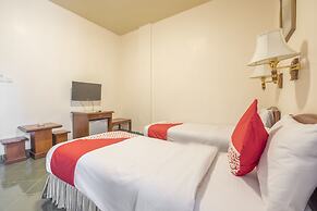 OYO 1090 Hotel Anging Mammiri Makassar