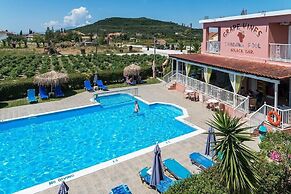 Grapevines Hotel