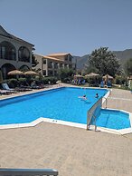 Grapevines Hotel