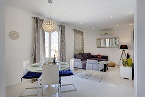 Magical Rooftop Penthouse, Best Location In Sliema