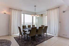 Contemporary, Luxury Apartment With Valletta and Harbour Views