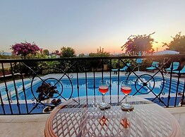 Villa Ruya-privatepool-seaview-gamesroom