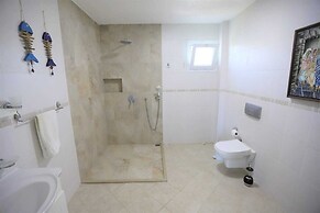 Villa Ruya-privatepool-seaview-gamesroom