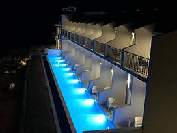 Golden Coast Resort