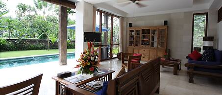 Nusa Indah Villa