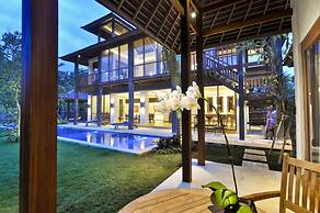 Nusa Indah Villa