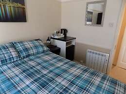 Comfort Rooms