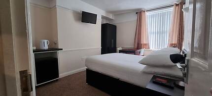 Comfort Rooms