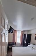 Comfort Rooms