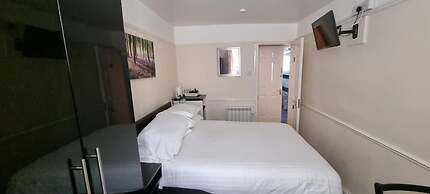 Comfort Rooms
