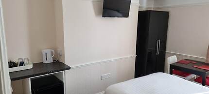 Comfort Rooms