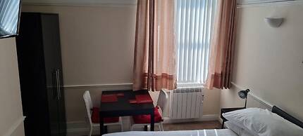 Comfort Rooms