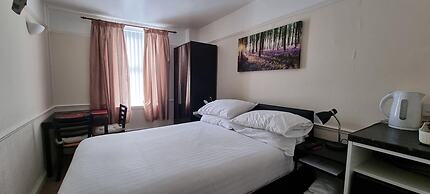 Comfort Rooms