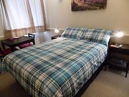 Comfort Rooms