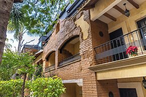Casa de Adobe Gallery & Luxury Boutique