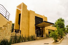 Casa de Adobe Gallery & Luxury Boutique