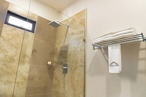 Casa de Adobe Gallery & Luxury Boutique