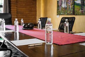 Casa de Adobe Gallery & Luxury Boutique