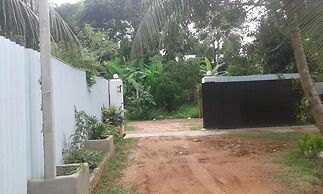 Erandi Holiday Home