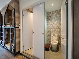 Wings House - Hostel