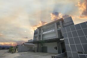 OYO 945 Mega Kost 2