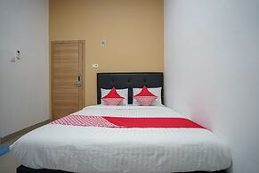 OYO 945 Mega Kost 2