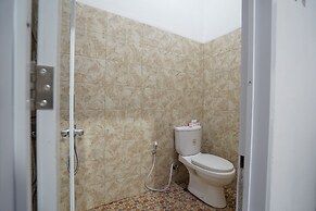 OYO 945 Mega Kost 2