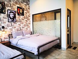 Dalat Che House