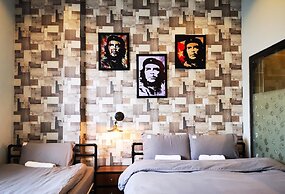Dalat Che House