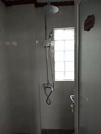 Dalat Che House