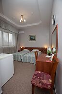 Hotel Saya