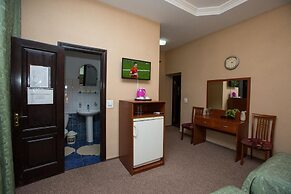 Hotel Saya