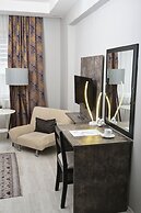 The Breeze Hotel