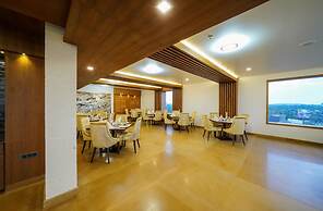 Kpm Tripenta Hotel