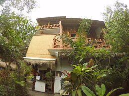 Sayang Mama Inn