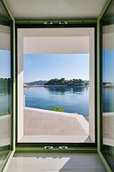 The Water Suites