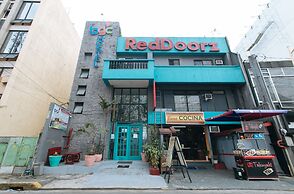 RedDoorz Plus @ Danlig Street Makati