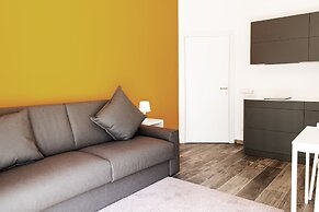 Ariston Apartment