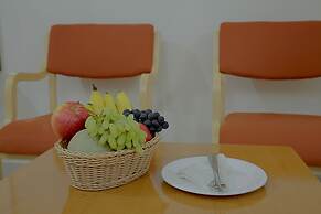 SM Royal Suites
