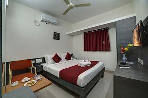 SM Royal Suites