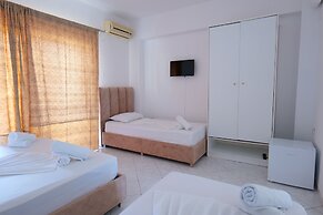 Eden Hotel