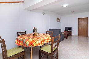 Apartment Ana