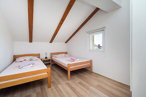 Apartment Ana
