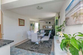 Apartments Ana