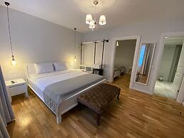 Mon Petit Hotel