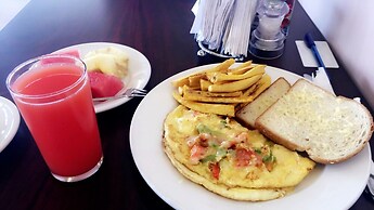 Leisure Inn